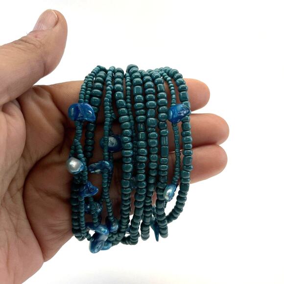 Vintage Stretch Bracelet Blue Turquoise Small Chip Mother of Pearl Wide B#8 - Picture 3 of 8